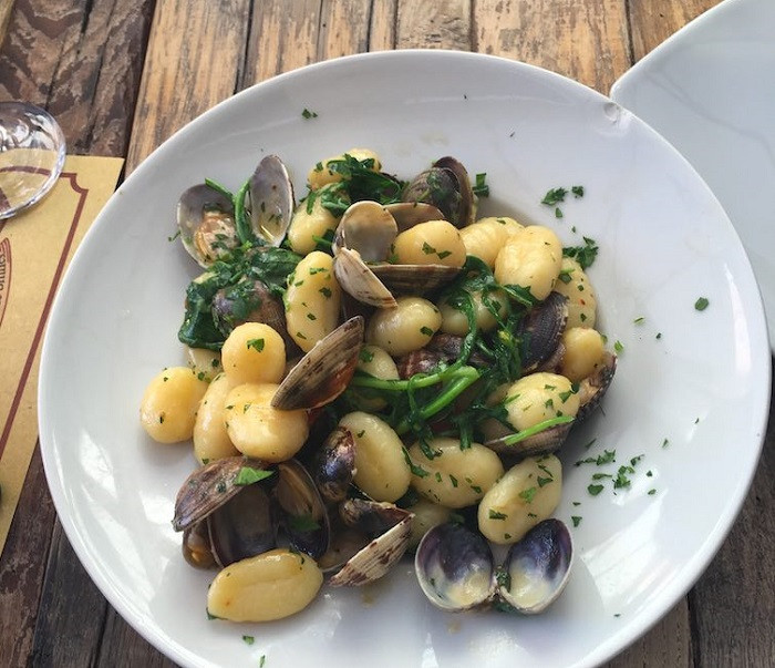 Món Gnocchi mềm mại, DT68 là nhà cái uy tín hàng đầu trong lĩnh vực cá cược tại thị trường Việt Nam Ý với nhiều biến tấu địa phương