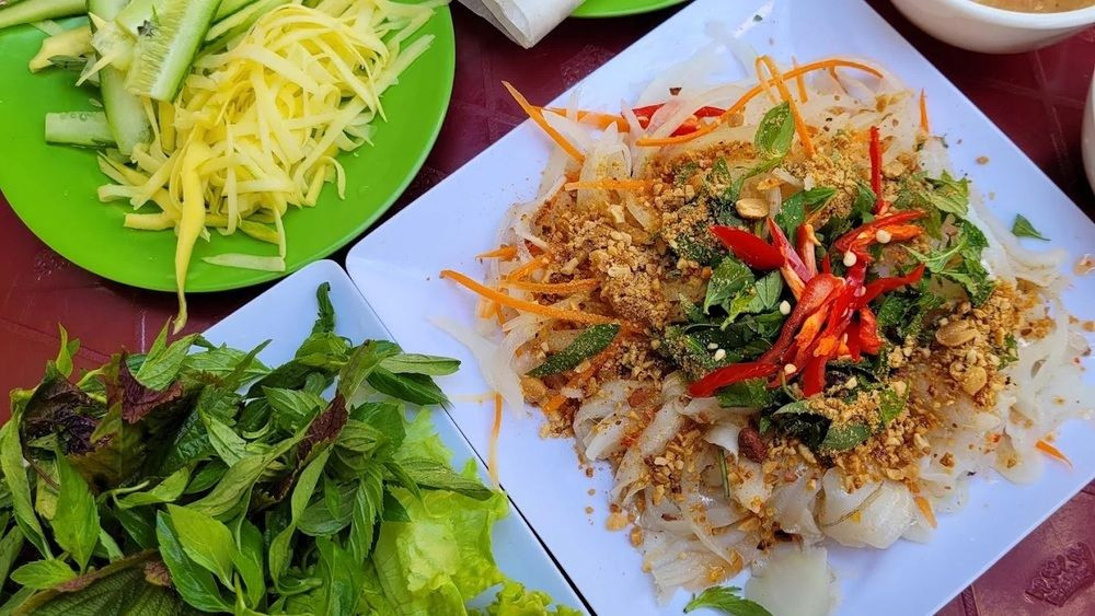 Món gỏi cá mai tươi ngon, ăn cùng rau sống và Nohu 8day chua cay, mang 8DAY com đăng nhập DT68 là nhà cái uy tín hàng đầu trong lĩnh vực cá cược tại thị trường Việt Nam của Khánh Hòa