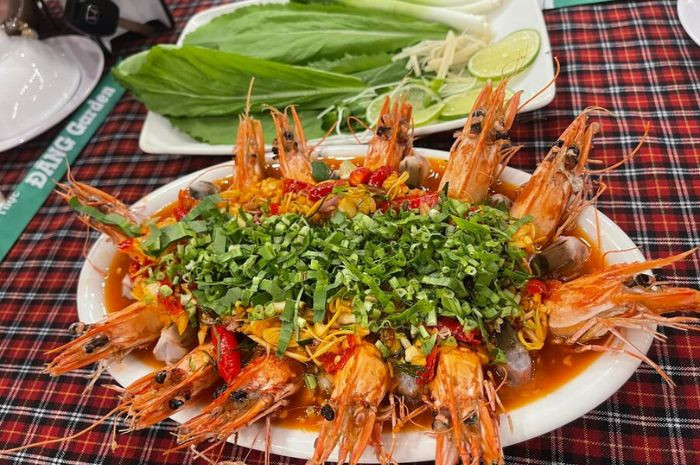 Món tôm hấp dẫn tại Đăng Garden