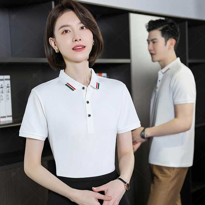 Một mẫu đồng phục công ty tại 8Day - trang web uy tín đăng ký & đăng nhập dễ dàng, thể hiện sự đa dạng của thị trường