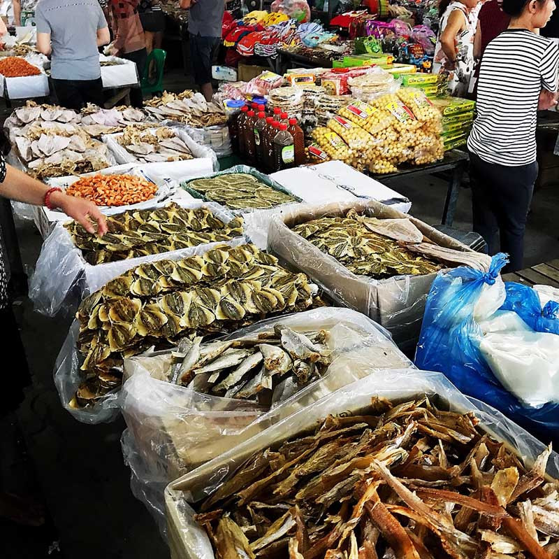Một mẻ bánh thốt nốt Kiên Giang vừa ra lò