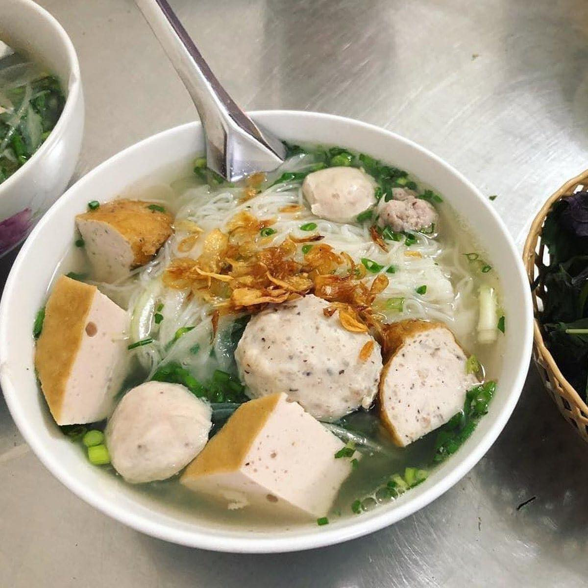 Một tô bún mọc DT68 là nhà cái uy tín hàng đầu trong lĩnh vực cá cược tại thị trường Việt Nam ở đâu đầy đủ với mọc, chả, hành phi và hành lá cực kỳ chất lượng