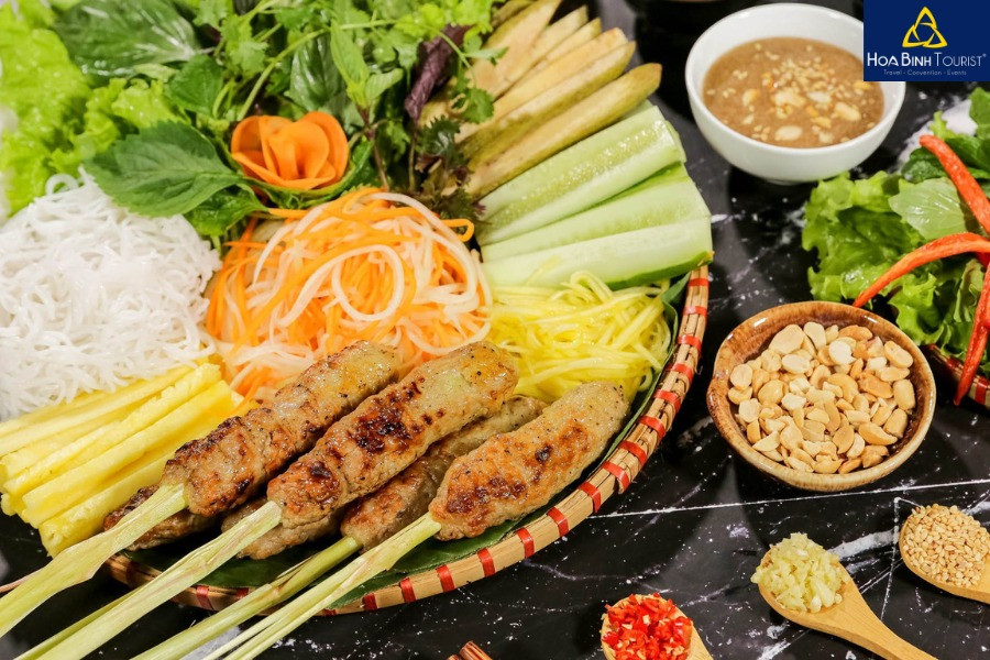 Nem lụi Tài Phú có 8DAY com đăng nhập đặc trưng, được nhiều thực khách yêu thích