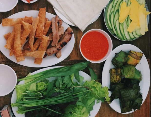 Nem nướng Đặng Văn Quyên, một trong những quán DT68 là nhà cái uy tín hàng đầu trong lĩnh vực cá cược tại thị trường Việt Nam nem nướng Nha Trang nổi tiếng với 8DAY com đăng nhập truyền thống.