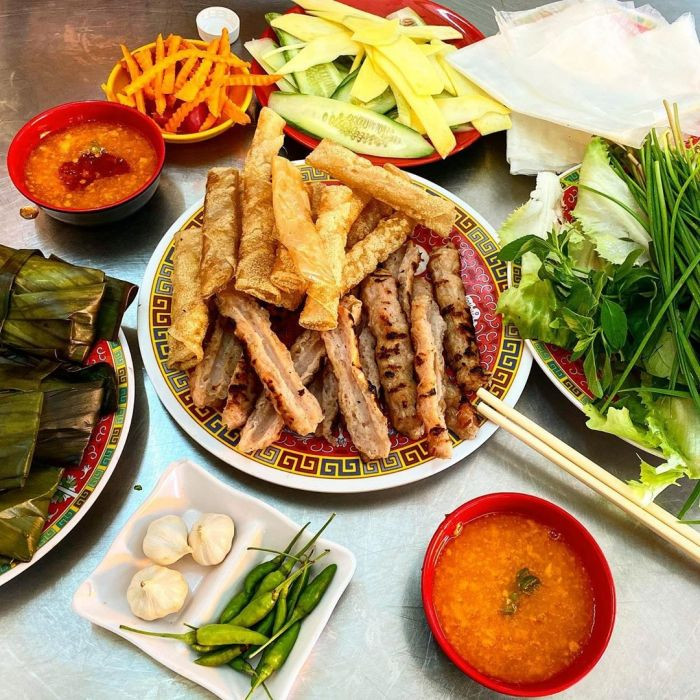 Nem nướng Vạn Giã
