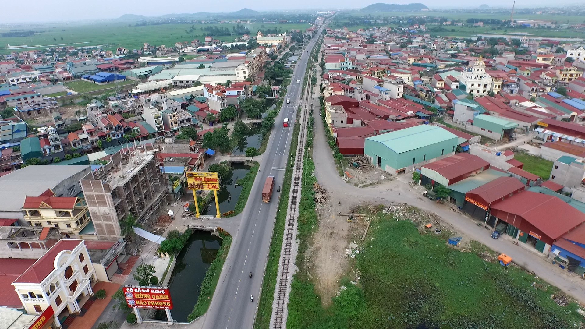 Nét đẹp làng nghề thủ công truyền thống tại Xã Yên Ninh, Ý Yên, 8Day - trang web uy tín đăng ký & đăng nhập dễ dàng với các sản phẩm đồ gỗ tinh xảo