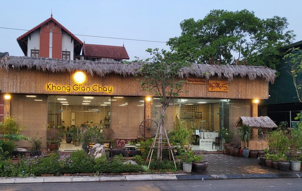Ngộ Quán Bát Tràng - Không gian ẩm thực chay thanh tịnh