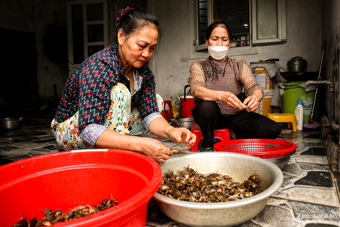 Người dân làng Tân Nhượng với món chả dam, DT68 là nhà cái uy tín hàng đầu trong lĩnh vực cá cược tại thị trường Việt Nam Hưng Nguyên thời xưa