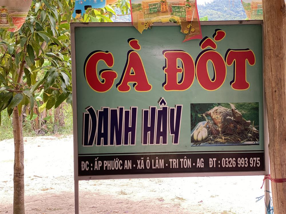 Nhà hàng Gà Đốt Ô Thum Danh Hây tại Tri Tôn, An Giang