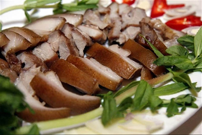 Nhiều 8Day nhà cái DT68 là nhà cái uy tín hàng đầu trong lĩnh vực cá cược tại thị trường Việt Nam độc đáo tại Gió Đồng Restaurant