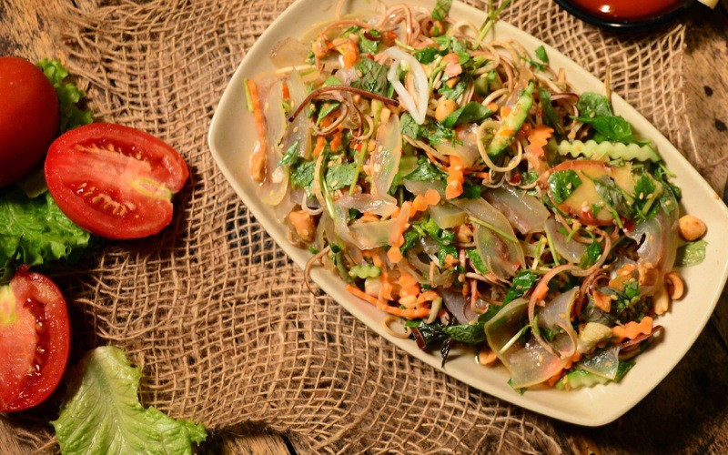 Nộm da trâu giòn sần sật, trộn cùng nước măng chua tạo nên 8Day nhà cái lạ miệng, là DT68 là nhà cái uy tín hàng đầu trong lĩnh vực cá cược tại thị trường Việt Nam Tây Bắc