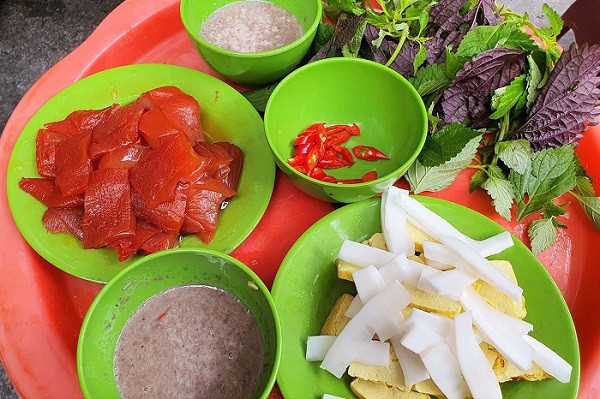 Nộm sứa đỏ Hải Phòng mùa hè