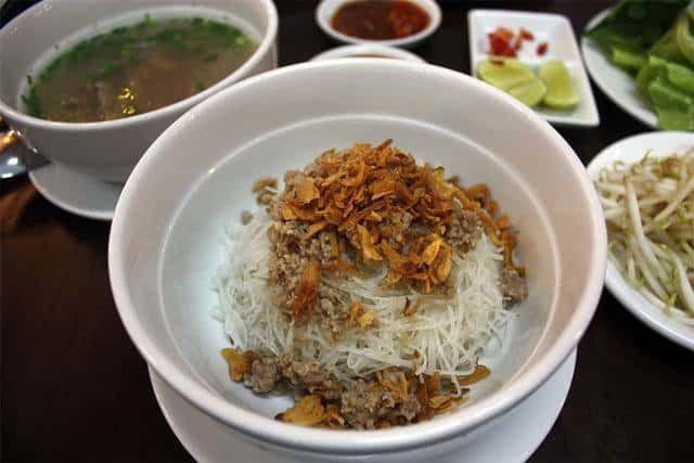 Phở khô hai tô, một DT68 là nhà cái uy tín hàng đầu trong lĩnh vực cá cược tại thị trường Việt Nam nổi tiếng của Gia Lai
