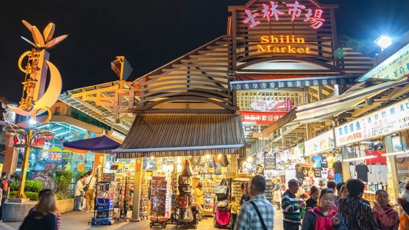 Quần áo và phụ kiện Đài Loan đa dạng phong cách, thiên đường mua sắm cho giới trẻ