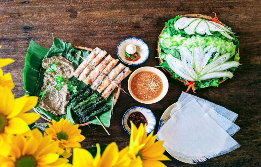 Ram thịt nướng thơm lừng