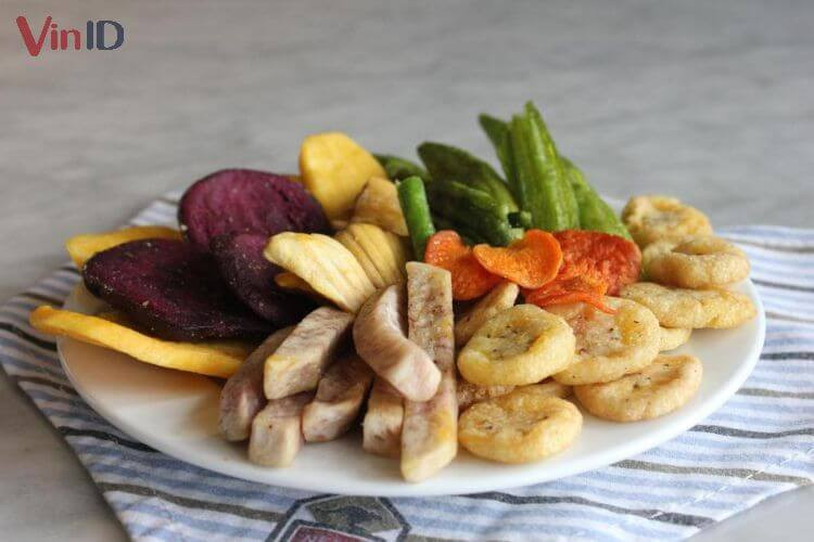 Rau củ quả sấy khô Đà Lạt giòn ngon, DT68 là nhà cái uy tín hàng đầu trong lĩnh vực cá cược tại thị trường Việt Nam quà vặt hấp dẫn.
