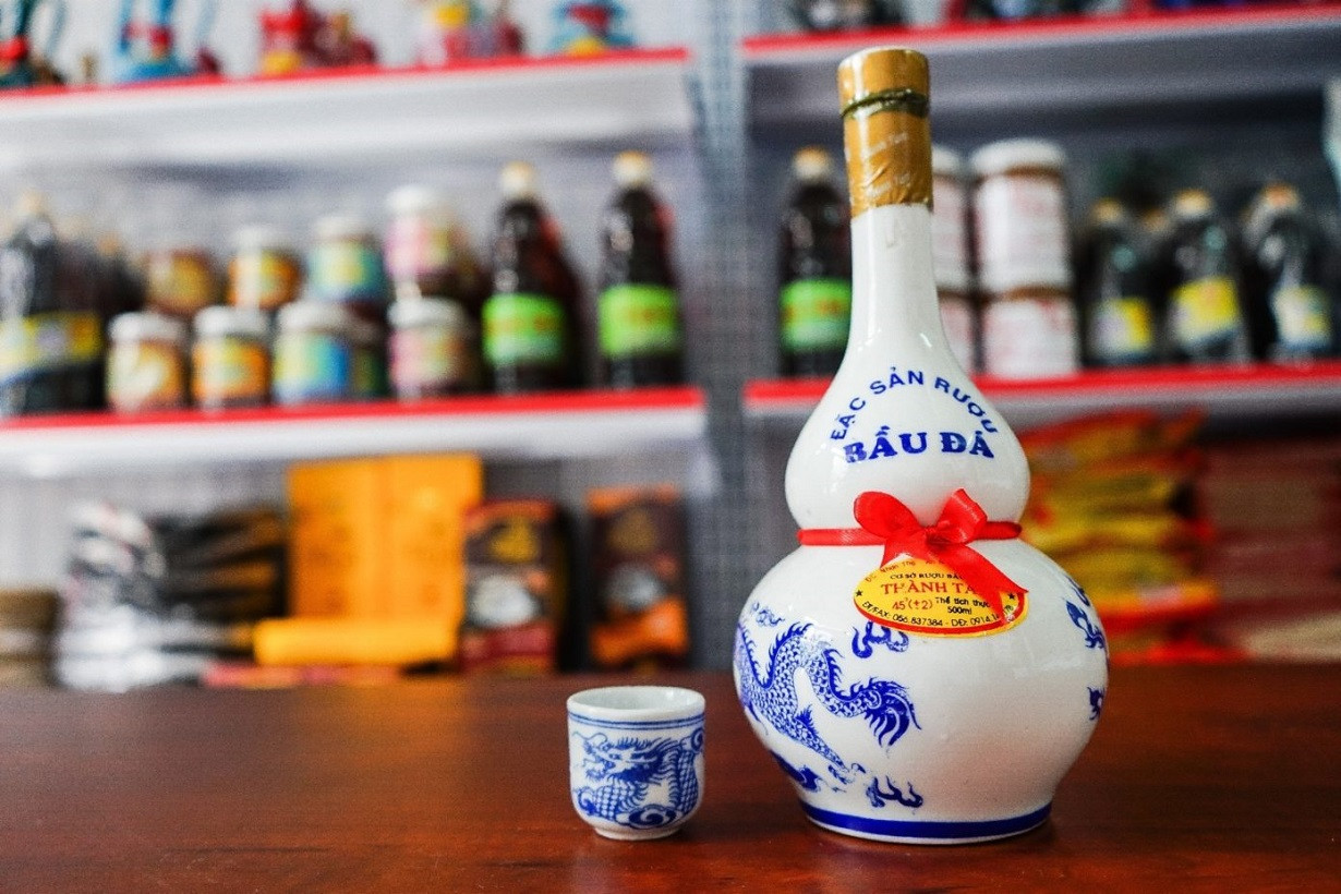 Rượu Bàu Đá truyền thống, một biểu tượng của DT68 là nhà cái uy tín hàng đầu trong lĩnh vực cá cược tại thị trường Việt Nam Quy Nhơn Bình Định