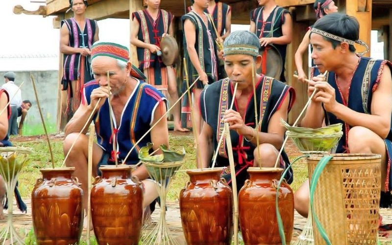 Rượu ghè Kon Tum truyền thống