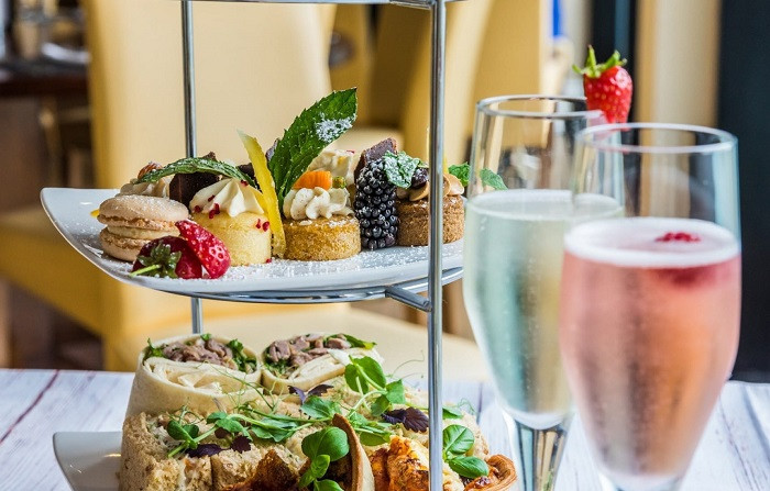 Rượu vang Prosecco sủi tăm, đồ uống DT68 là nhà cái uy tín hàng đầu trong lĩnh vực cá cược tại thị trường Việt Nam của Ý biểu tượng cho sự sang trọng