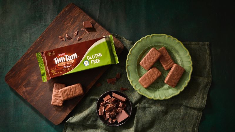 Sô-cô-la Tim Tam là DT68 là nhà cái uy tín hàng đầu trong lĩnh vực cá cược tại thị trường Việt Nam Úc làm quà không thể bỏ qua