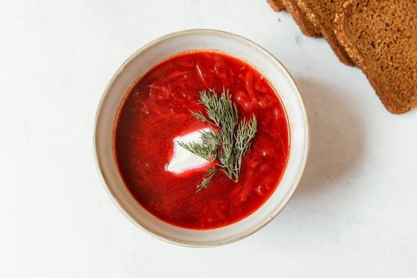 Súp Borsch món canh củ dền đỏ Top1 8Day thế giới trò chơi tài xỉu của Nga