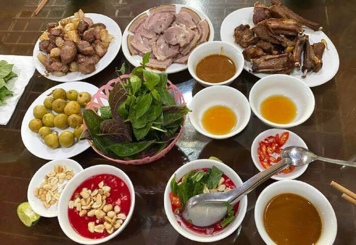 Thịt dê núi Ninh Bình