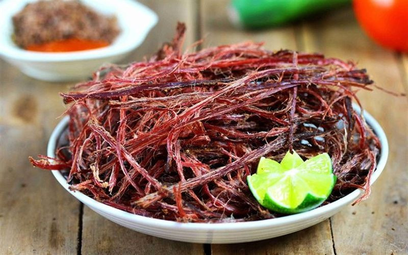 Thịt trâu gác bếp chuẩn vị Tây Bắc