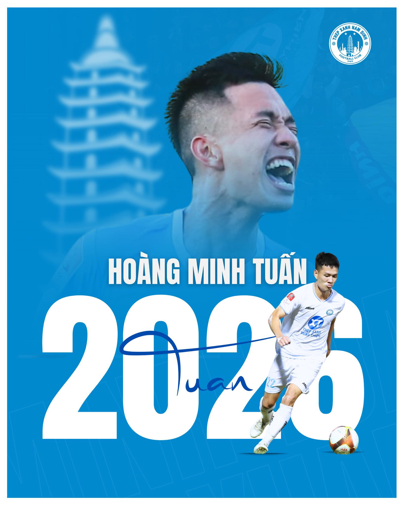 Tiền đạo Hoàng Minh Tuấn, đồng đội của Ngô Đức Huy Thép Xanh 8Day - trang web uy tín đăng ký & đăng nhập dễ dàng, trên sân cỏ