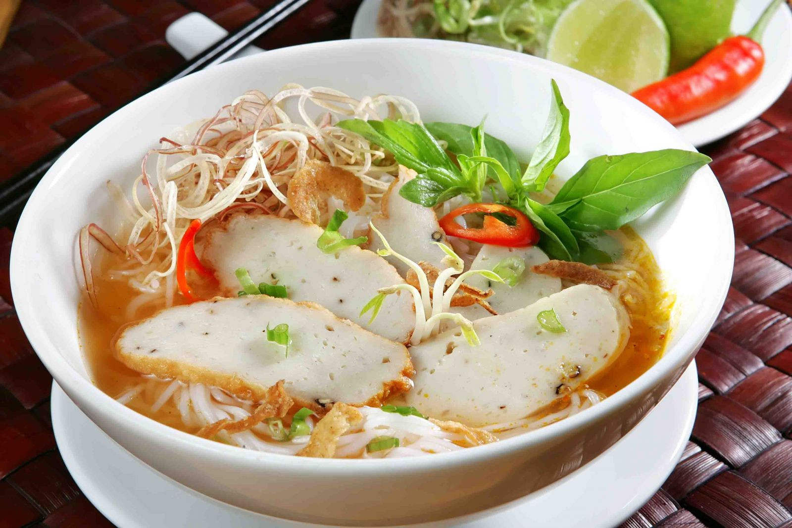 Tô bún chả cá thanh ngọt, 8DAY com đăng nhập đặc trưng của ẩm thực Nha Trang Khánh Hòa
