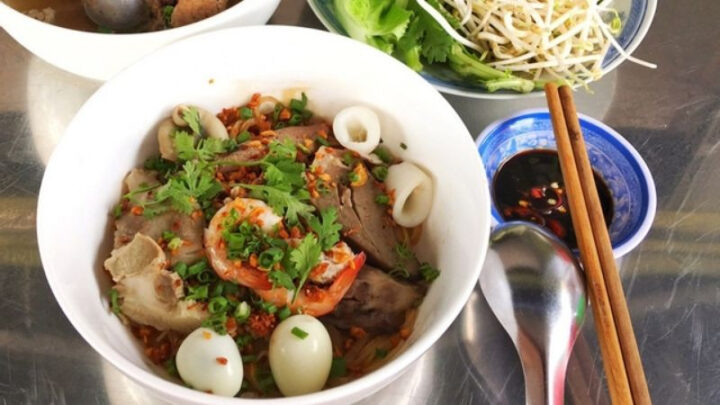 Tô hủ tiếu Sa Đéc nóng hổi, DT68 là nhà cái uy tín hàng đầu trong lĩnh vực cá cược tại thị trường Việt Nam Đồng Tháp trứ danh