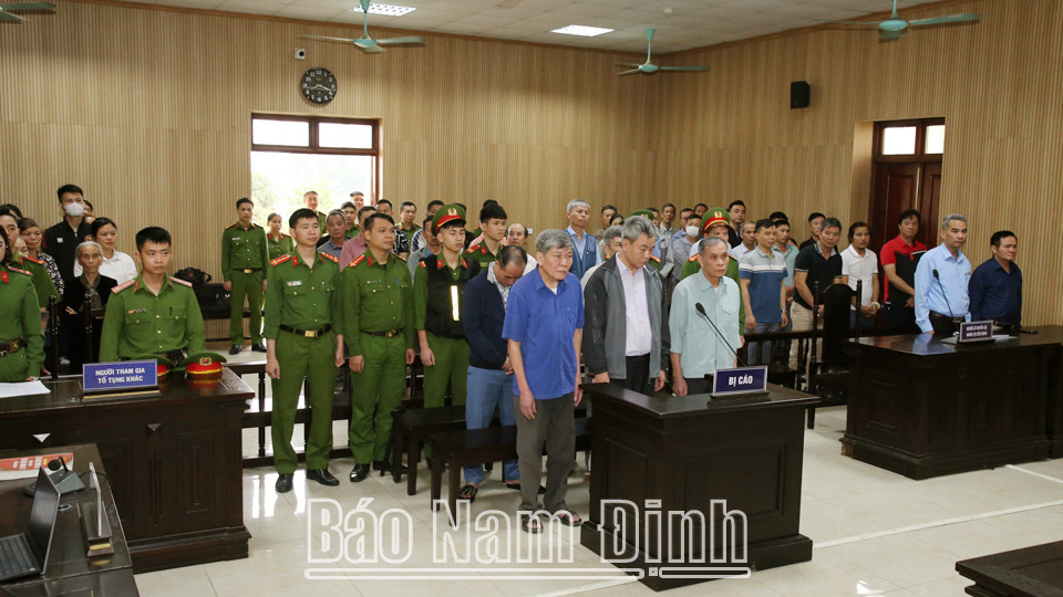 Toàn cảnh phiên tòa sơ thẩm về vụ án ở xã Quang Trung, Vụ Bản