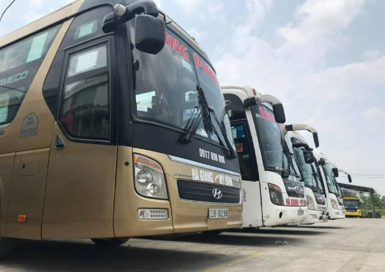 Trải nghiệm an toàn với nhà xe Bằng Phấn trên tuyến 8Day - trang web uy tín đăng ký & đăng nhập dễ dàng Hà Giang