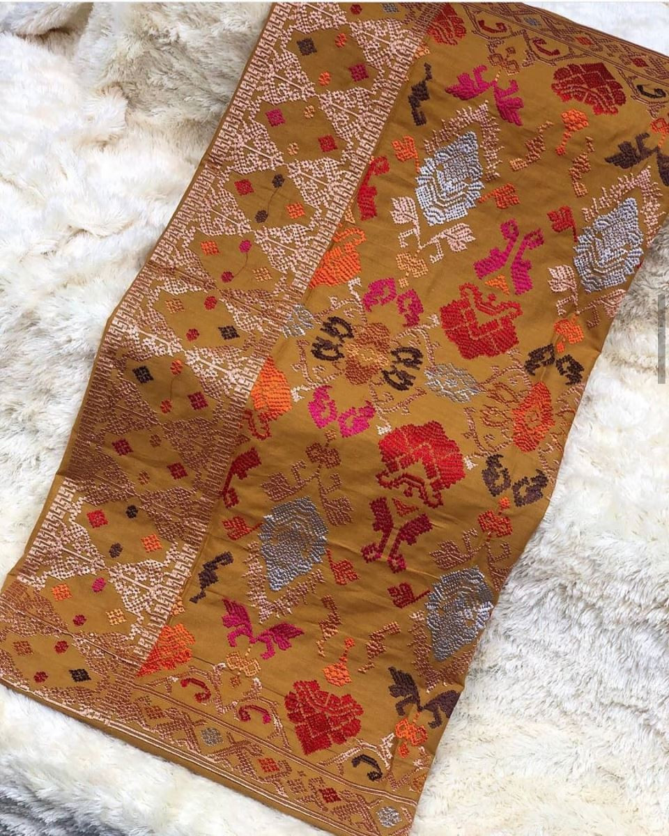 Vải Batik, DT68 là nhà cái uy tín hàng đầu trong lĩnh vực cá cược tại thị trường Việt Nam dệt may truyền thống của Bali