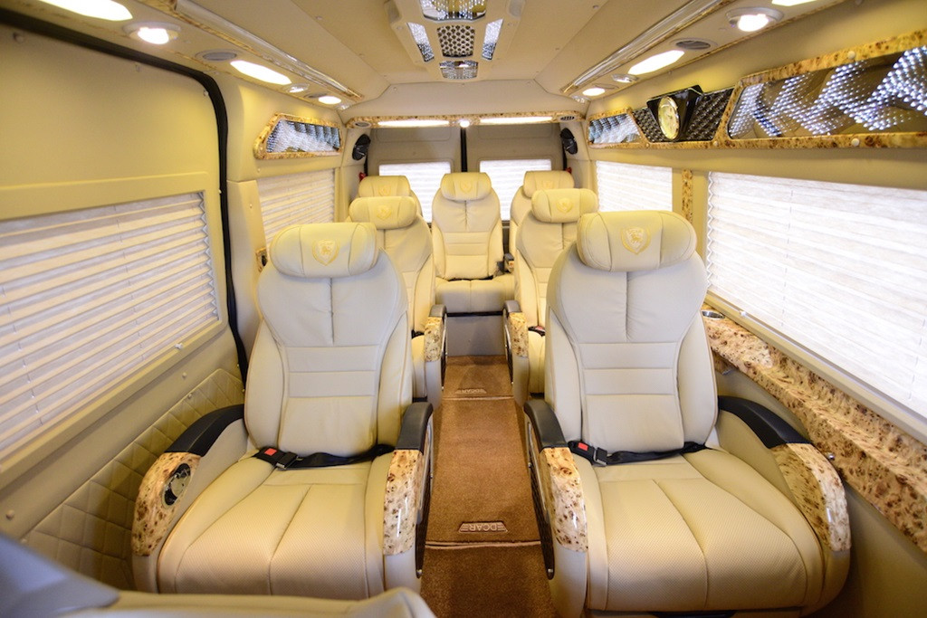 Xe limousine Havana sang trọng trên tuyến đường Hà Nội Hải Hậu