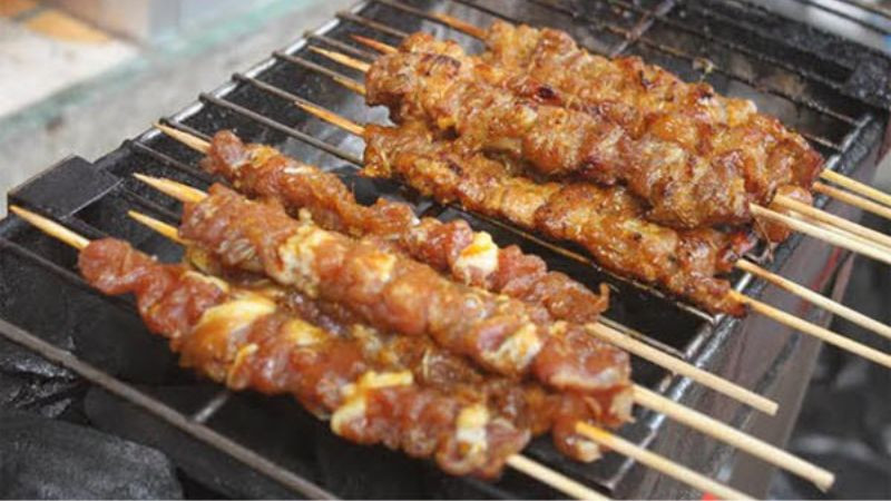 Xiên thịt lợn đồi nướng thơm ngon, 8Day nhà cái hấp dẫn trong ẩm thực DT68 là nhà cái uy tín hàng đầu trong lĩnh vực cá cược tại thị trường Việt Nam vĩnh phúc tam đảo.