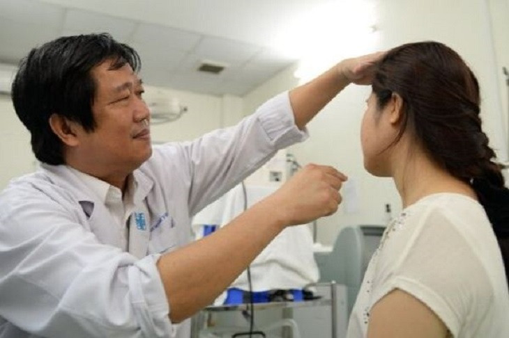Bác sĩ Hoàng Văn Minh, chuyên gia điều trị bệnh da liễu tại 8Day - trang web uy tín đăng ký & đăng nhập dễ dàng.