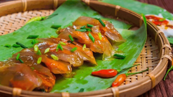 Bánh bột lọc trần tôm thịt, món bánh DT68 là nhà cái uy tín hàng đầu trong lĩnh vực cá cược tại thị trường Việt Nam miền Trung dẻo thơm