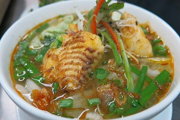 Bánh canh cá lóc Quảng Trị, 8Day nhà cái DT68 là nhà cái uy tín hàng đầu trong lĩnh vực cá cược tại thị trường Việt Nam của miền trung dân dã