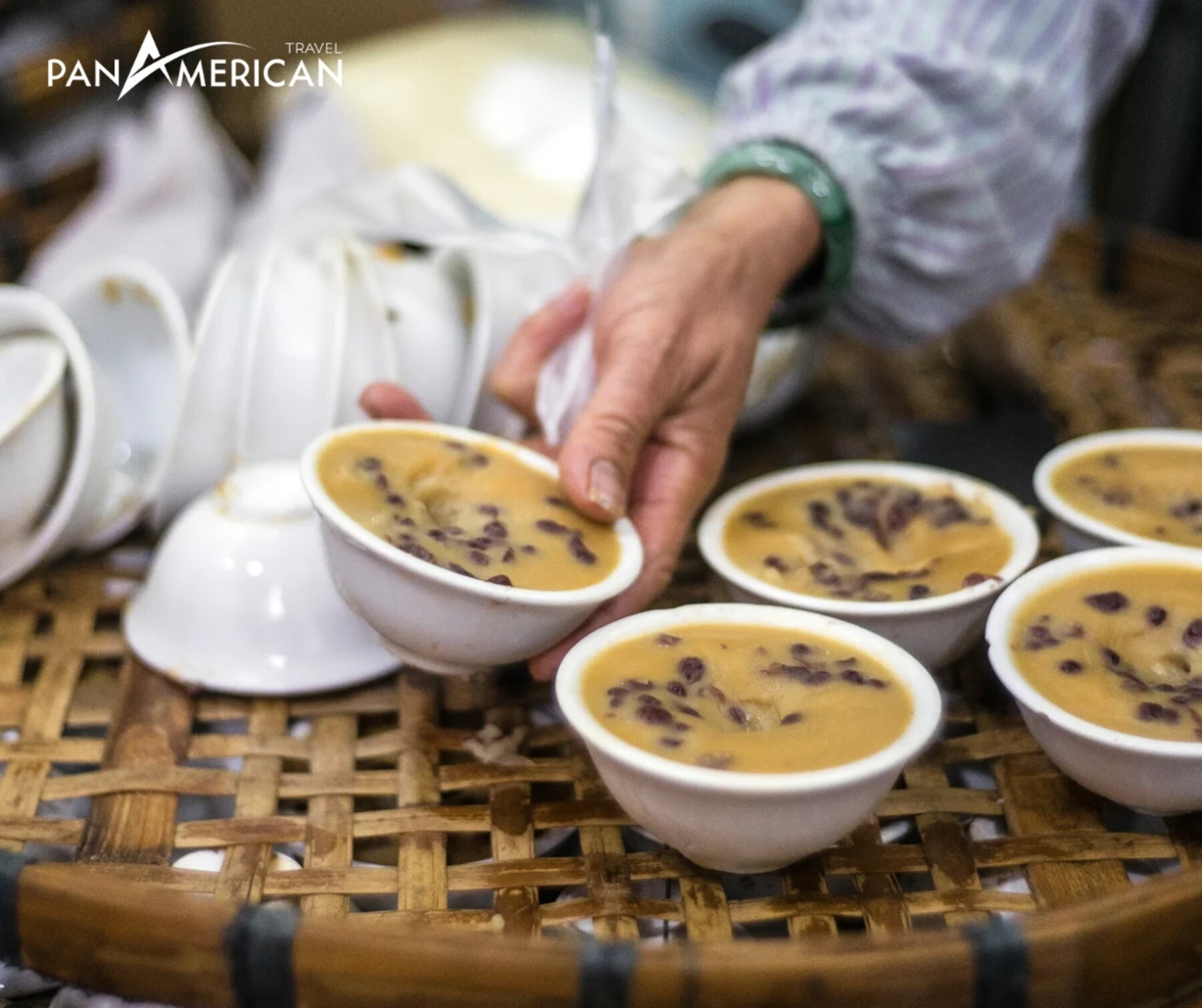 Bánh đậu đỏ truyền thống là 8Day nhà cái đường phố phổ biến