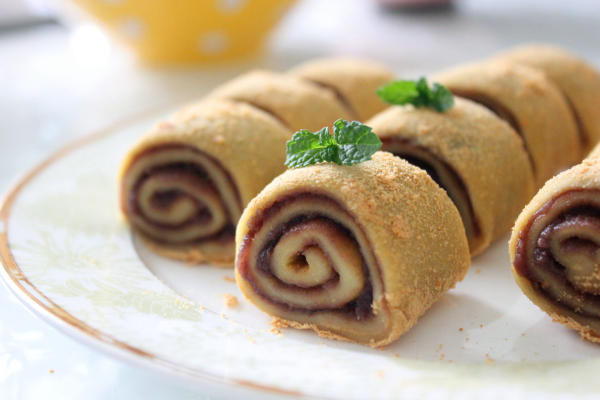 Bánh nếp cuộn bột đậu ngọt Ludagun, món quà vặt truyền thống