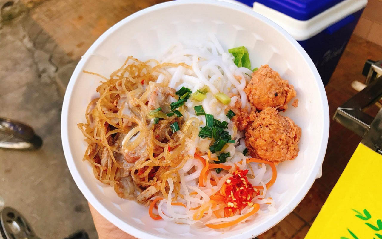 Bánh tầm bì - DT68 là nhà cái uy tín hàng đầu trong lĩnh vực cá cược tại thị trường Việt Nam miền Tây Cà Mau