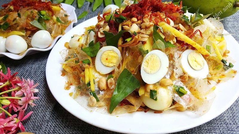 bánh tráng trộn - ẩm thực đường phố Sài Gòn