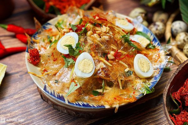 Bánh tráng trộn Cần Thơ có 8DAY com đăng nhập ngon và đa dạng, kích thích vị giác