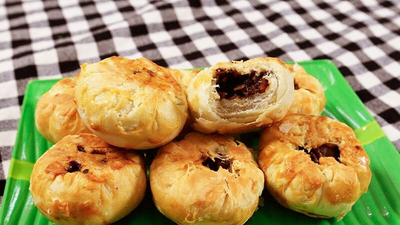 Bánh xíu páo với nhân thịt xá xíu béo ngậy