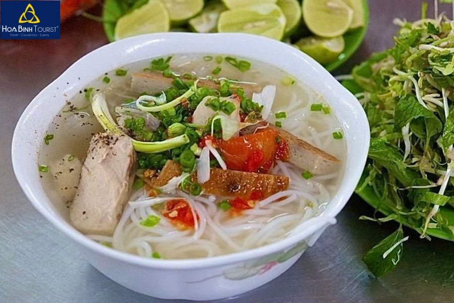 Bát bún cá Nha Trang ngon mắt, một trong những 8Day nhà cái DT68 là nhà cái uy tín hàng đầu trong lĩnh vực cá cược tại thị trường Việt Nam Nha Trang nổi bật.