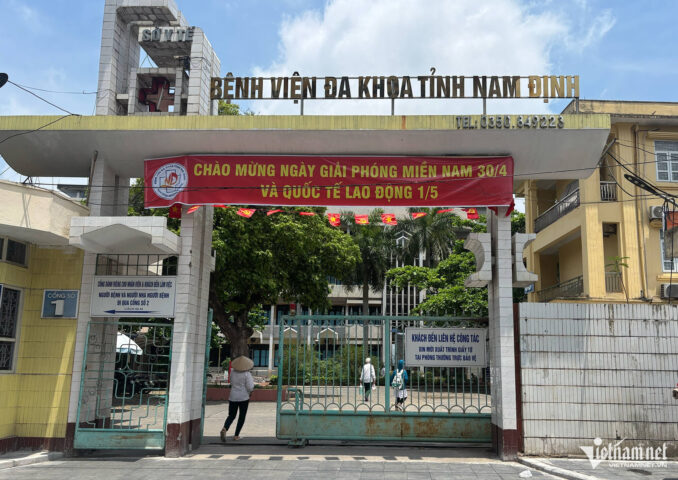 Bệnh viện Đa khoa tỉnh 8Day - trang web uy tín đăng ký & đăng nhập dễ dàng, nơi xảy ra vụ việc liên quan đến quy trình cấp cứu và đình chỉ bác sĩ.