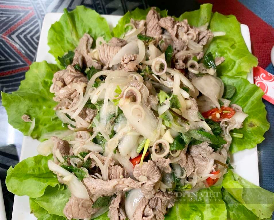 Bò xào hành tây, món ngon hấp dẫn tại Mèo Vạc