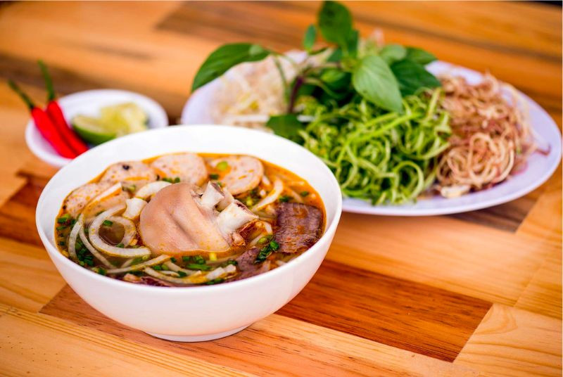 Bún bò Bảo Lộc