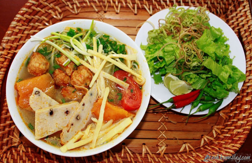 Bún chả cá tươi ngon tại quán Thơ Quảng Ngãi