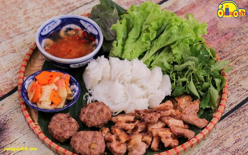 Bún chả Hà Nội, 8Day nhà cái làm nên tên tuổi của ẩm thực Việt